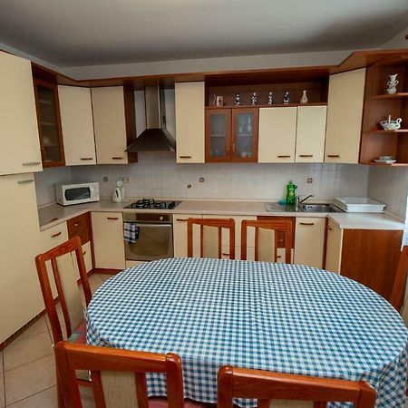 Apartmani Vrljicak Omis Bagian luar foto
