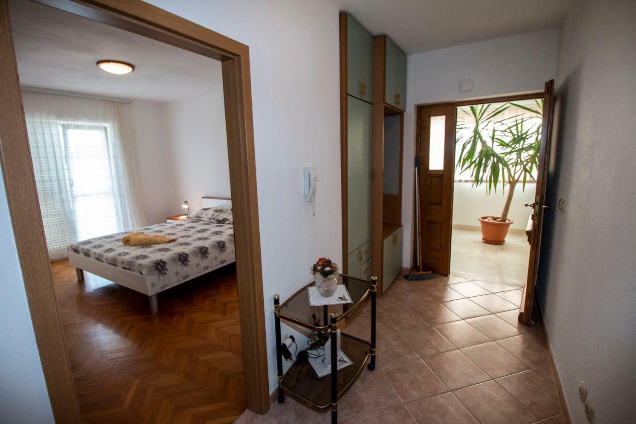 Apartmani Vrljicak Omis Bagian luar foto