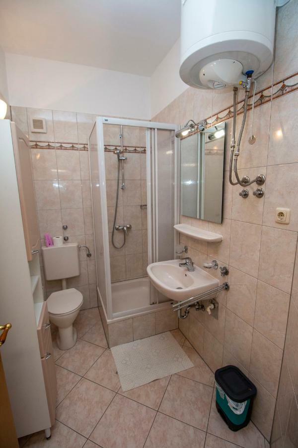 Apartmani Vrljicak Omis Bagian luar foto