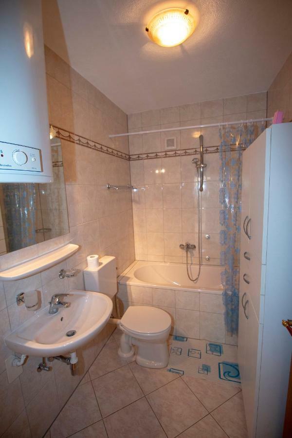 Apartmani Vrljicak Omis Bagian luar foto
