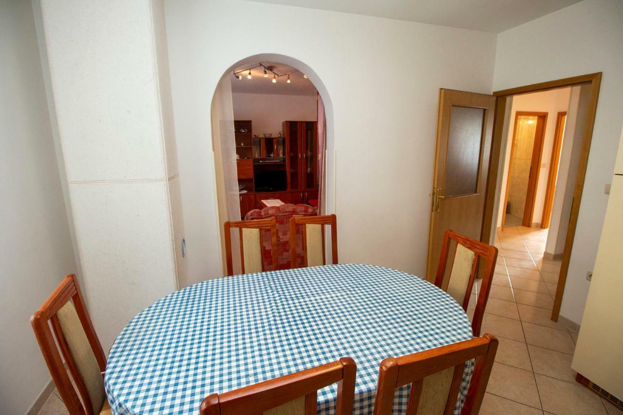 Apartmani Vrljicak Omis Bagian luar foto