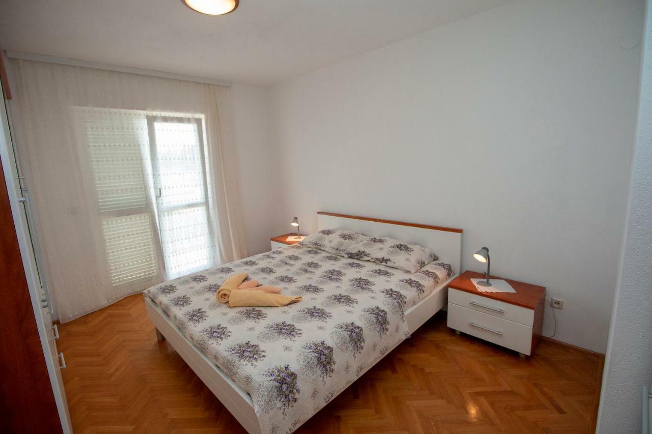 Apartmani Vrljicak Omis Bagian luar foto