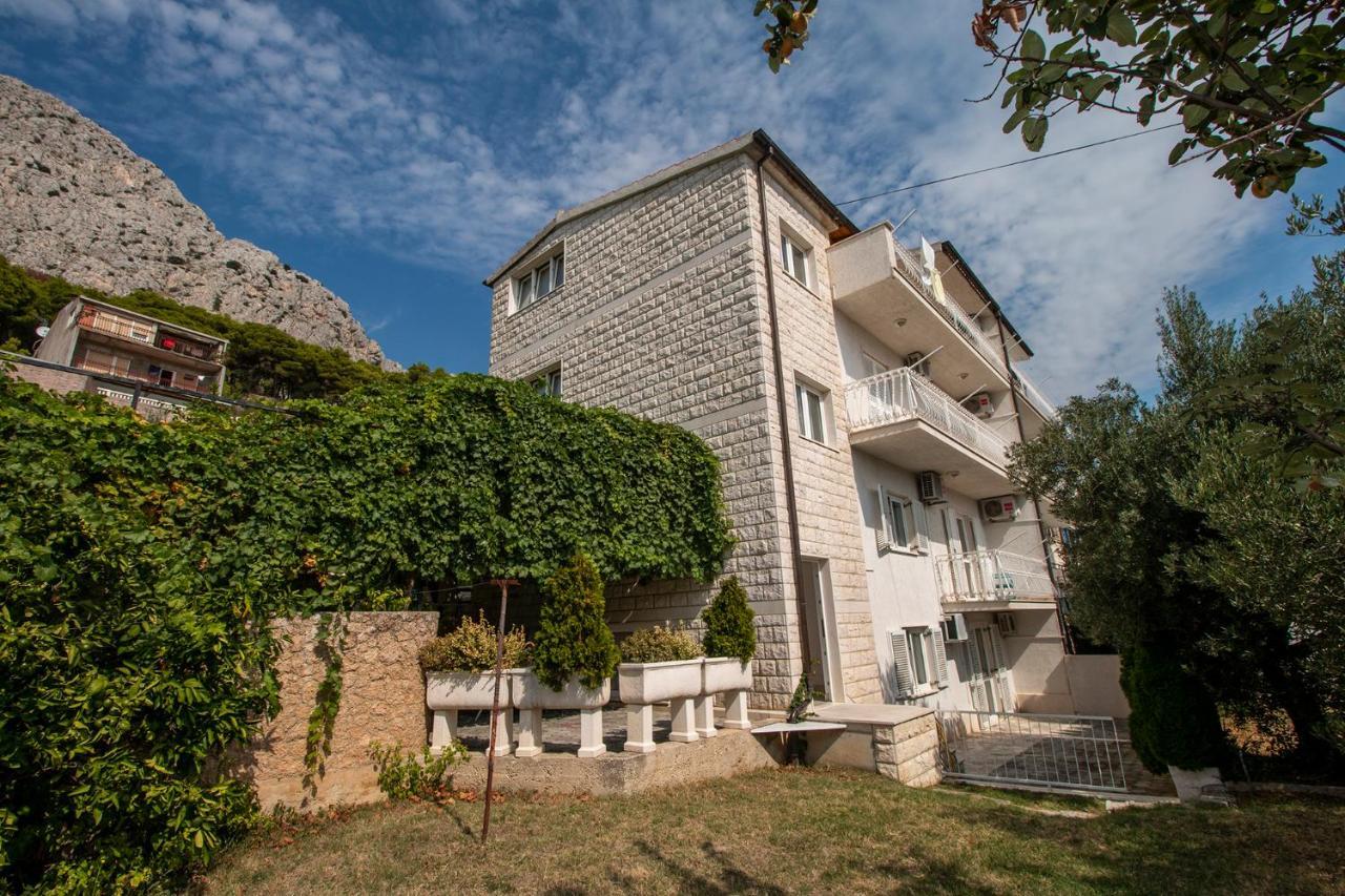 Apartmani Vrljicak Omis Bagian luar foto