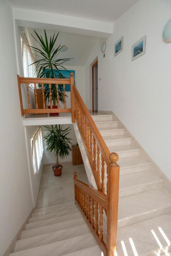 Apartmani Vrljicak Omis Bagian luar foto